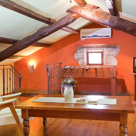 Favola, A Rustic Retreat Surrounded By Beautiful Nature *