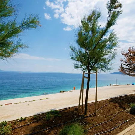 Holiday home Favola, A Rustic Retreat Surrounded By Beautiful Nature Vinez