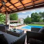 Favola, A Rustic Retreat Surrounded By Beautiful Nature *