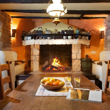Favola, A Rustic Retreat Surrounded By Beautiful Nature Vikendica *